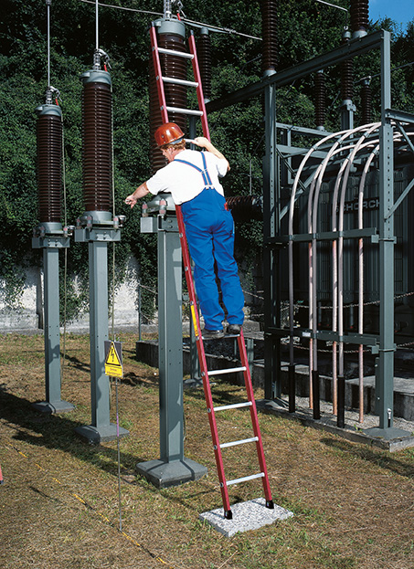 Kunststoff-Anlegeleiter mit 14 Sprossen Kunststoff-Anlegeleiter mit 14 Sprossen